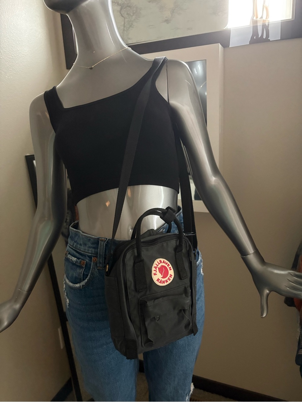 Fjallraven Kånken Mini Sling Bag - Black
